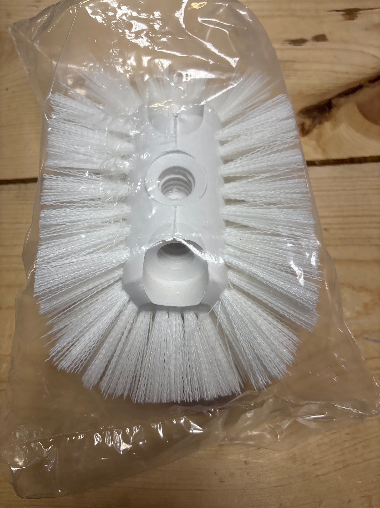 Bulk Tank Brush 4.5” White Nylon