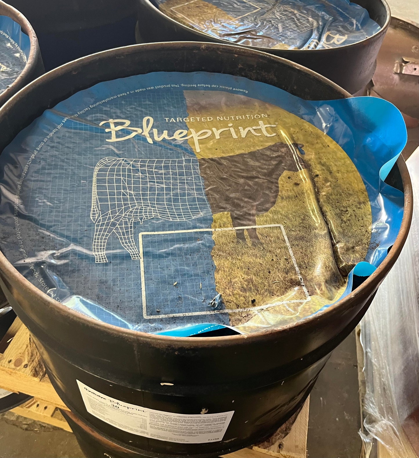 30% Crystalyx Blueprint Lick Tub 250lb