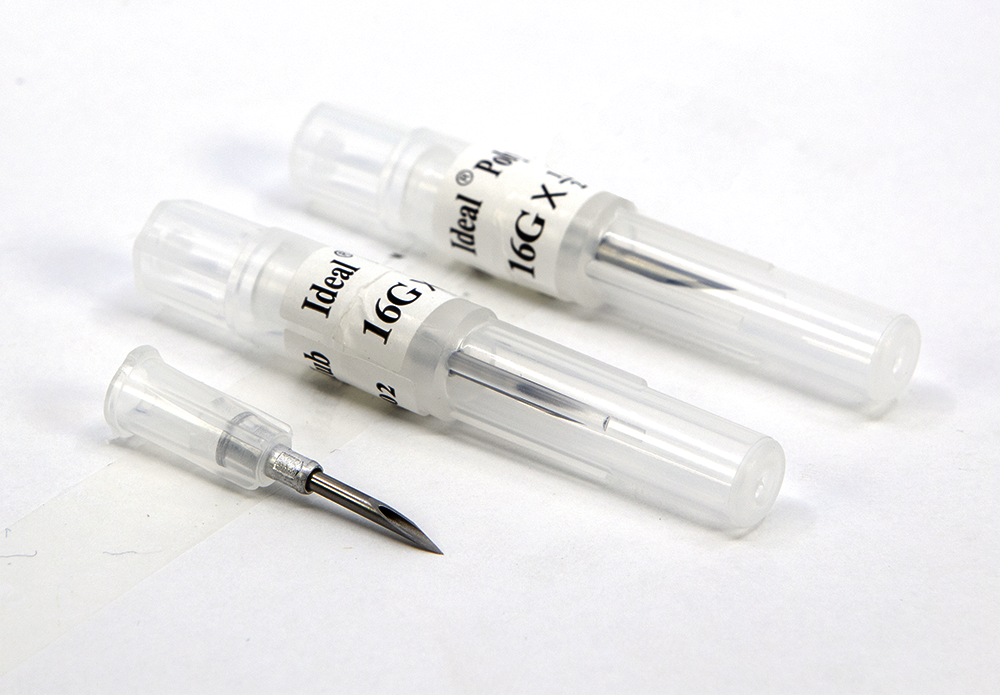 Polypropylene Hub Needle 16 G x 1.5''